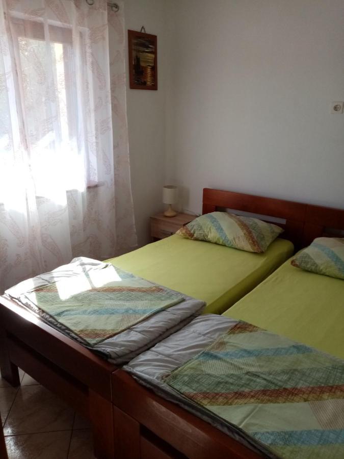 Park Apartment Pridraga ภายนอก รูปภาพ